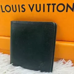ルイヴィトン M30444 タイガ ポルトビエ　カルト折り財布　深緑　グリーンのサムネイル