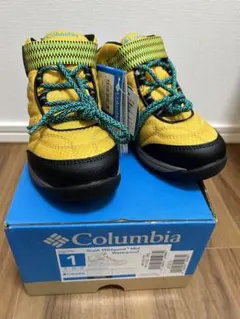 【新品】19cmキッズ用　コロンビア登山用ブーツ
