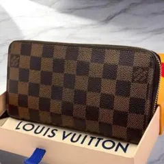 ルイヴィトン　美品　ダミエ　エベヌ　ジッピ－ウォレット　長財布　カード８枚　財布のサムネイル