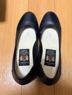 ミハマ　MIHHAMA パンプス　黒　22.5cm 3cmヒールのサムネイル