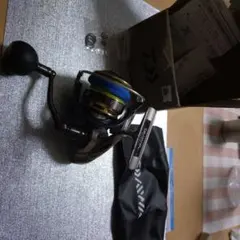 Daiwa　VADEL（ヴァデル）4000Hのサムネイル