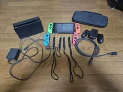Nintendo Switch 本体 グリーン/レッド