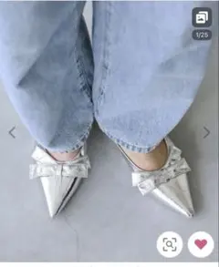 リボンモチーフ ポインテッドトゥ ヒールパンプスのサムネイル
