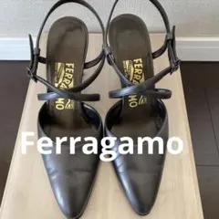 Ferragamo グレーレザー ハイヒールのサムネイル