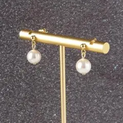 [0065]パールピアス　ピュアホワイト