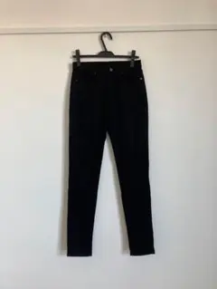 ユニクロ EZYパンツ ブラック