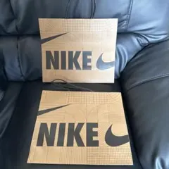 NIKE ショップ袋 2枚セット 紙袋のサムネイル