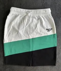 【新品】Reebok スポーツスカート ホワイト/グリーン/ブラック