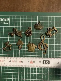 金属製チャーム 8個セット