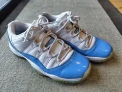 【値下再出品】エアジョーダン11Low ユニバーシティブルー／ホワイト 24.5