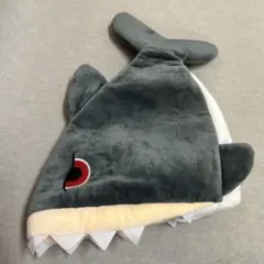 モンスターハンター ギギネブラ幼体 ギィギ 噛みつき帽子 - メルカリ