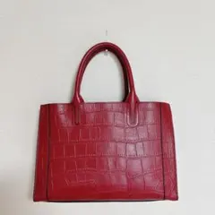 クロコ型押し 2WAYハンドバッグ レッド ショルダー付き 上品 高見え 自立型