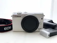 【美品】Canon EOS M100 ミラーレス一眼 ボディのサムネイル