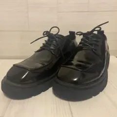 美品❤️厚底 レースアップシューズ ブラック 25.0cm エナメル調