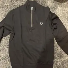 FRED PERRY ハーフジップ スウェット ブラック Sのサムネイル