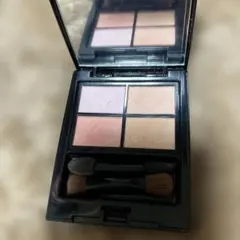 エトヴォス　ミネラルクラッシィシャドーⅠシフォンアンサンブル