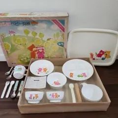 昭和レトロ　Combi　コンビ ベビー食器セット　スヌーピー　ヴィンテージのサムネイル