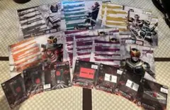 仮面ライダークウガ　一番くじ　g賞6個　f賞8個