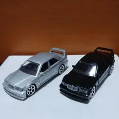ホットウィール メルセデス・ベンツ E 36 AMG 2台セット 国内限定約50台、あの伝説のAMGワゴン『E36T』が復活！ガンメタのR32