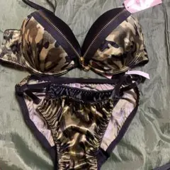 Item thumbnail for item 98c85186-2c17-44d9-a02e-94c245b04121