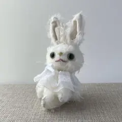 手のひらサイズのうさぎさん