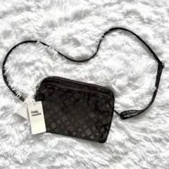 新品✨ russet デイリーラシット モノグラム柄マルチポケットサコッシュ