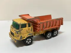 トミカ 日本製　いすゞ　オフロードダンプカー ミニカー