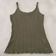 ユニクロ　オリーブグリーン レース編みキャミソール