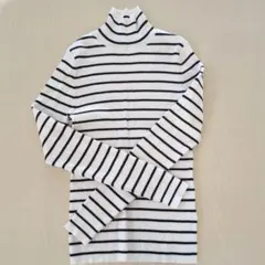 LOWRYS FARM ボーダータートルネックセーター