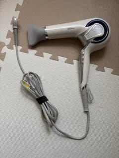 Item thumbnail for item 6d779f01-bb2a-408c-b7ff-b488fbc5d9cb