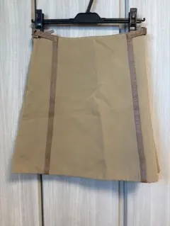 BURBERRY BLUE LABELキャメルスカート イタリア製生地