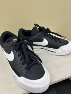 NIKE ウィメンズ　コート　レガシー　リフト 23cm