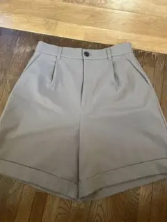 ベージュ ハーフパンツ ゴム入り