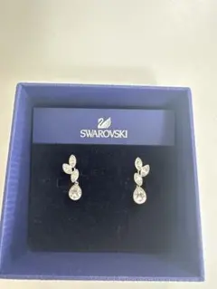 SWAROVSKIイヤリングのサムネイル