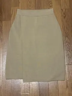 HYKE ベージュ キャメル タイトスカート サイズ1のサムネイル