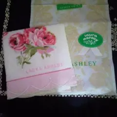 新品・未使用！　ＬＡＵＲＡ　ＡＳＨＬＥＹ　ローズ柄ハンドタオル　ホワイト