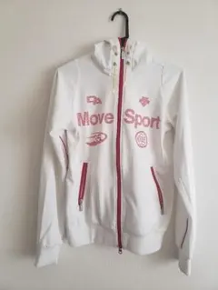 MOVESPORTS　パーカー