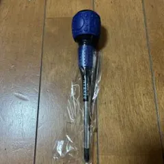 파란색 플라스틱 손잡이 ➕