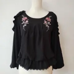 黒　トップス　練習着のサムネイル