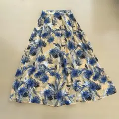 リーフ柄　ロングスカートのサムネイル
