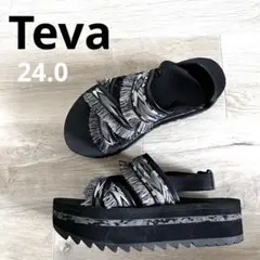美品★Tevaテバ フリンジ　厚底サンダル 24.0