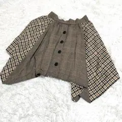 チェック柄ブラウンフレアスカート ウエストゴム　ボタン