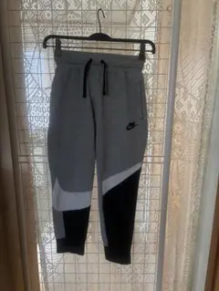 NIKE スウェットパンツ グレー ブラック 古着 70s アメリカのサムネイル