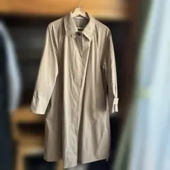 ユニクロ　ベージュ キャメル　トレンチコート