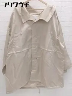 ベージュ フード付きジャケット