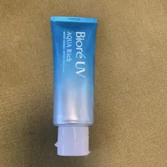 Biore UV AQUA Rich ウォータリーエッセンスのサムネイル