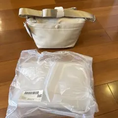 LAZY SUSAN ショルダーバッグ アイボリーのサムネイル