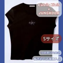Jung Kook Calvin KleinモノグラムベビーT jungkook - メルカリ
