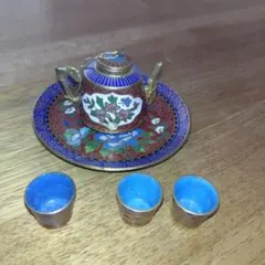 七宝焼風【卵型オブジェ 3点セット】箱 台座付き 中国 工芸品 美術品