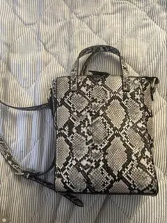 ヘビ柄(パイソン柄)ショルダーバッグ